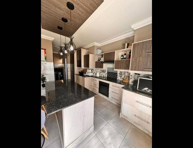 3 BEDROOM HOUSE FOR SALE IN TERENURE